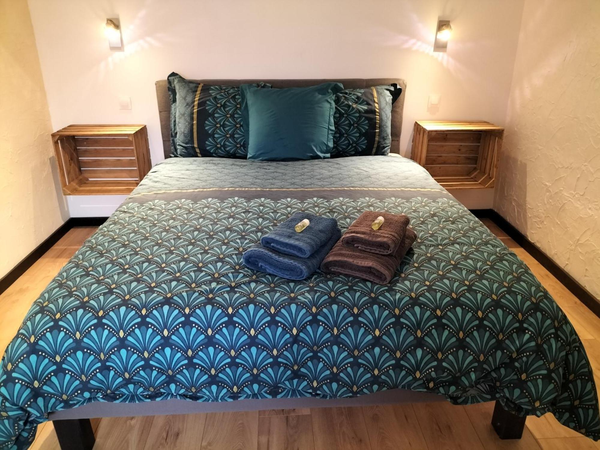 Bed and Breakfast Le Jardin Des Hirondelles Blanzaguet-Saint-Cybard Exterior foto